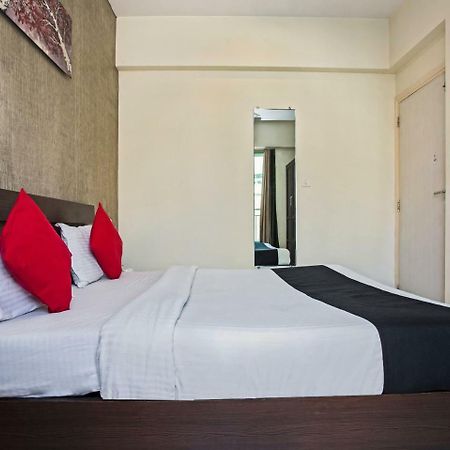 Hotel Iris Suites, נאווי מומבאי מראה חיצוני תמונה